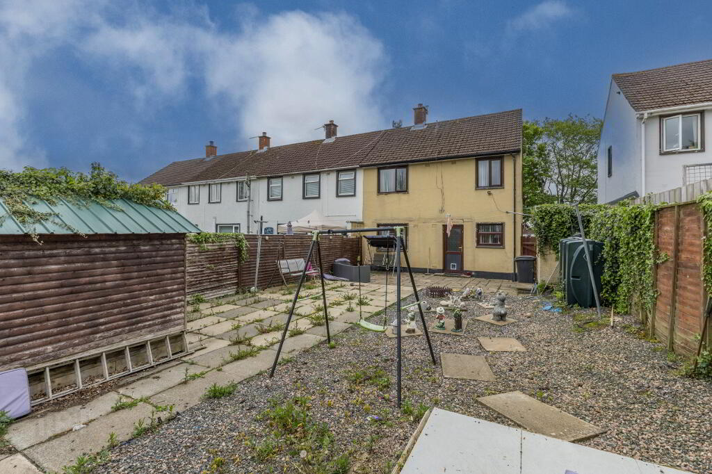 Photo 14 of 13 Geeragh Place, Finaghy, Belfast