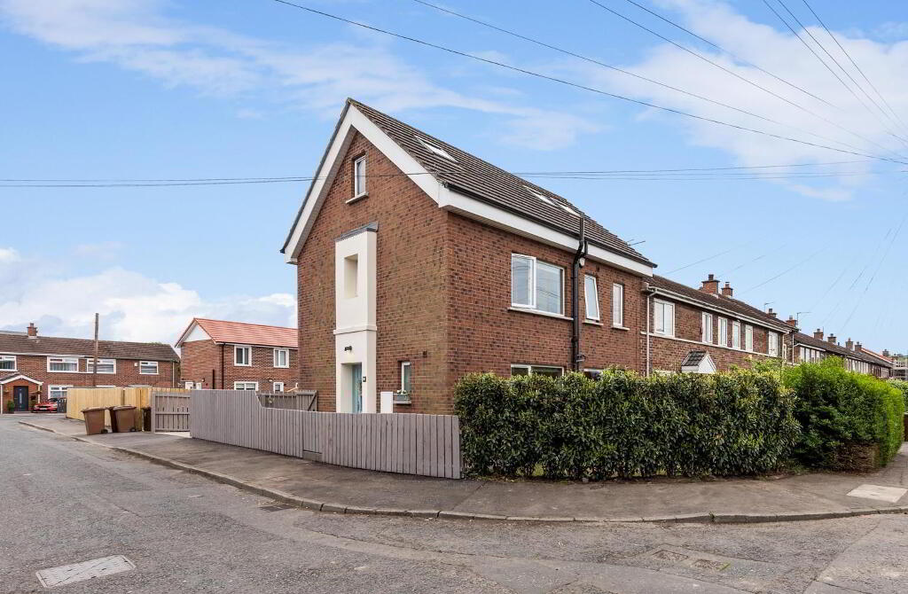 1a Cloghan Crescent, Belfast, BT5 7HG