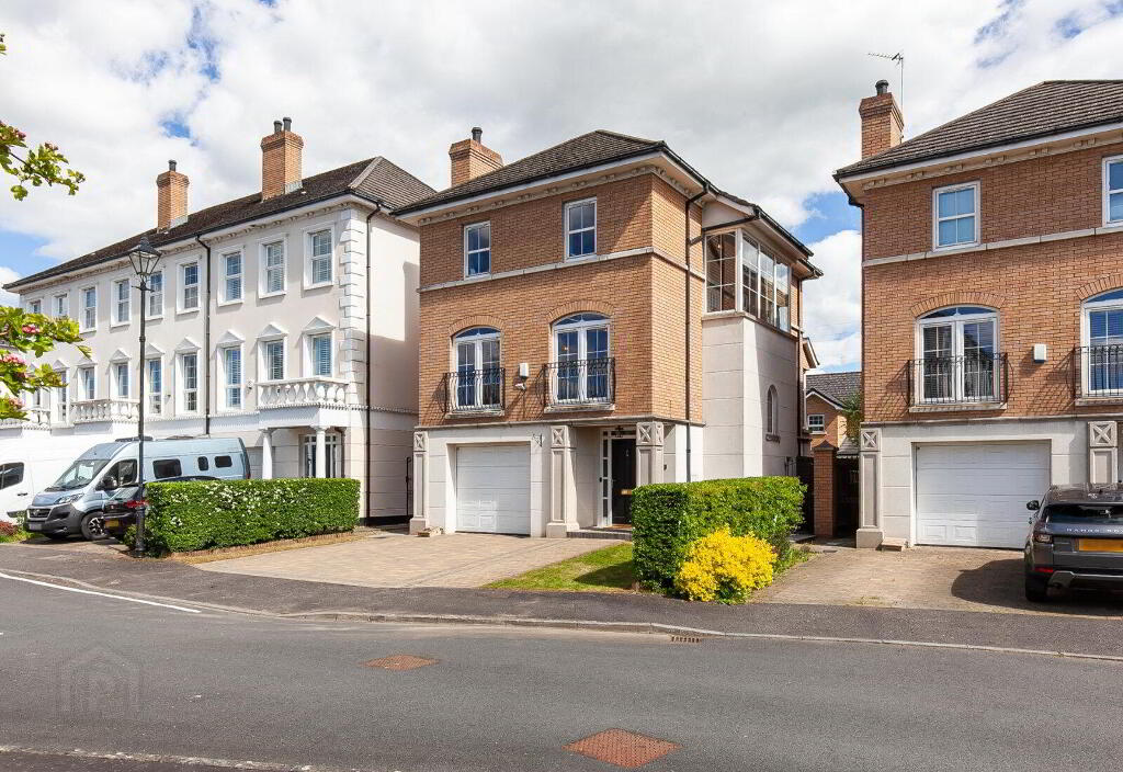 1 Berkeley Hall Mews East, Lisburn, BT27 5TQ
