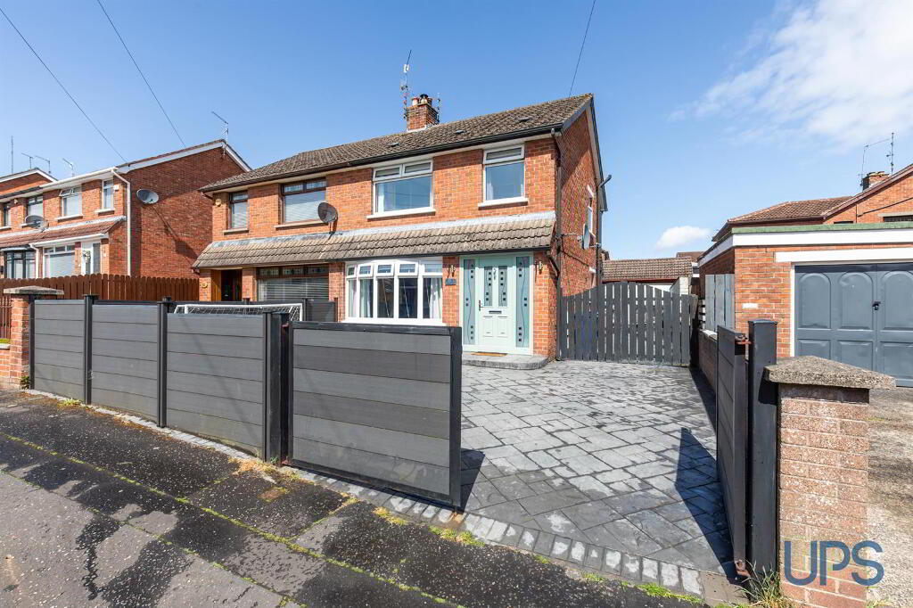 91 Stewartstown Park, Stewartstown Road, Belfast, BT11 9GJ