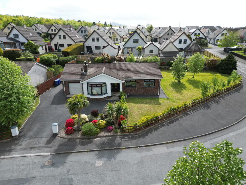 Photo 2 of 14 Dundrinne Rise, Castlewellan