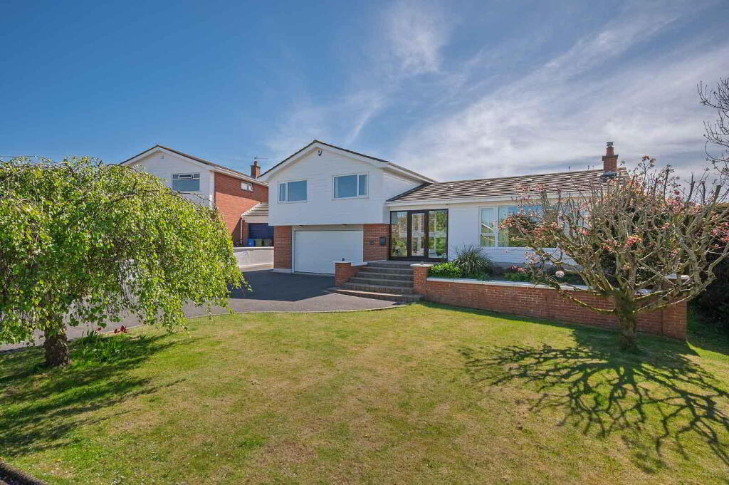 10 Deanfield, Bangor, BT19 6NX