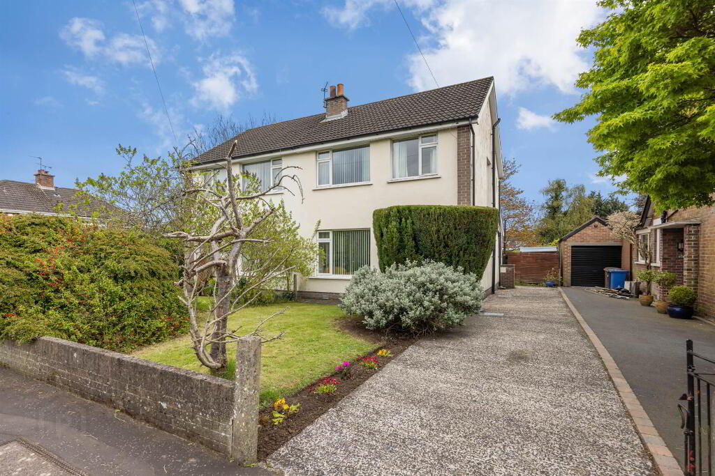 13 Kingsdale Park, Cherryvalley, Belfast, BT5 7BY