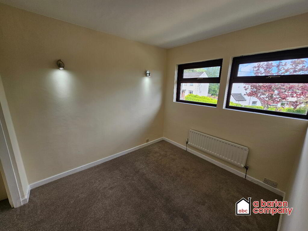Photo 11 of 4 Sunninghill Gardens, Chichester Park, Belfast
