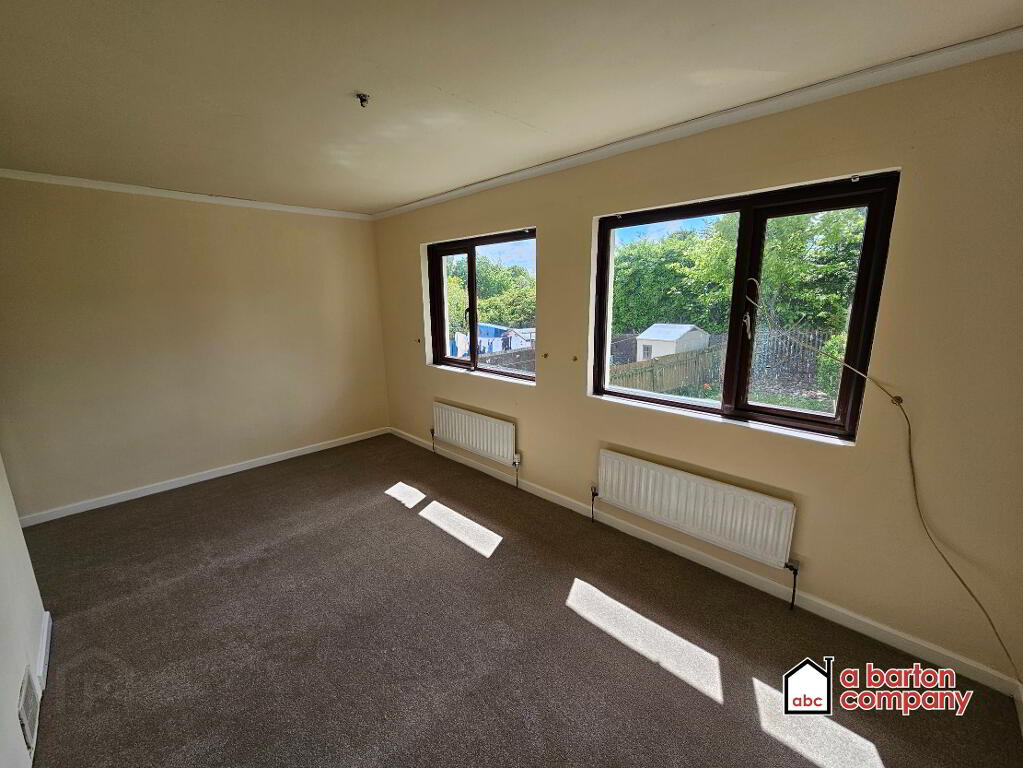 Photo 10 of 4 Sunninghill Gardens, Chichester Park, Belfast