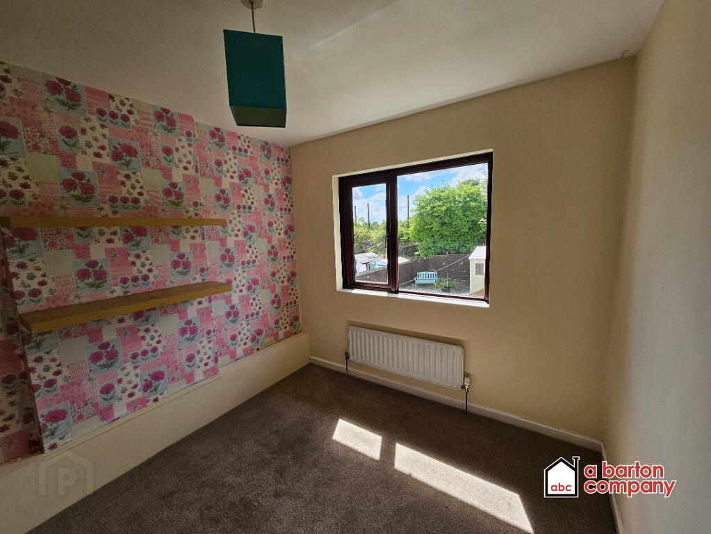 Photo 12 of 4 Sunninghill Gardens, Chichester Park, Belfast