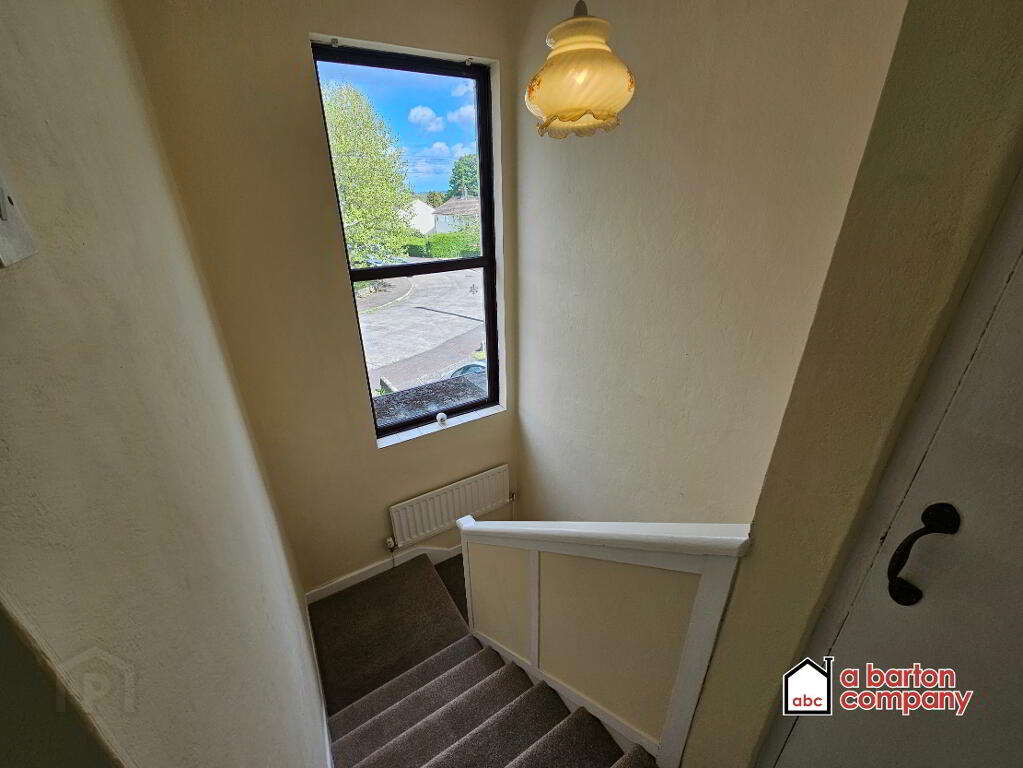 Photo 8 of 4 Sunninghill Gardens, Chichester Park, Belfast