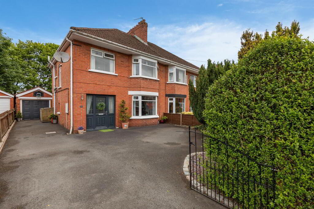 53 Gilnahirk Park, Belfast, BT5 7DY