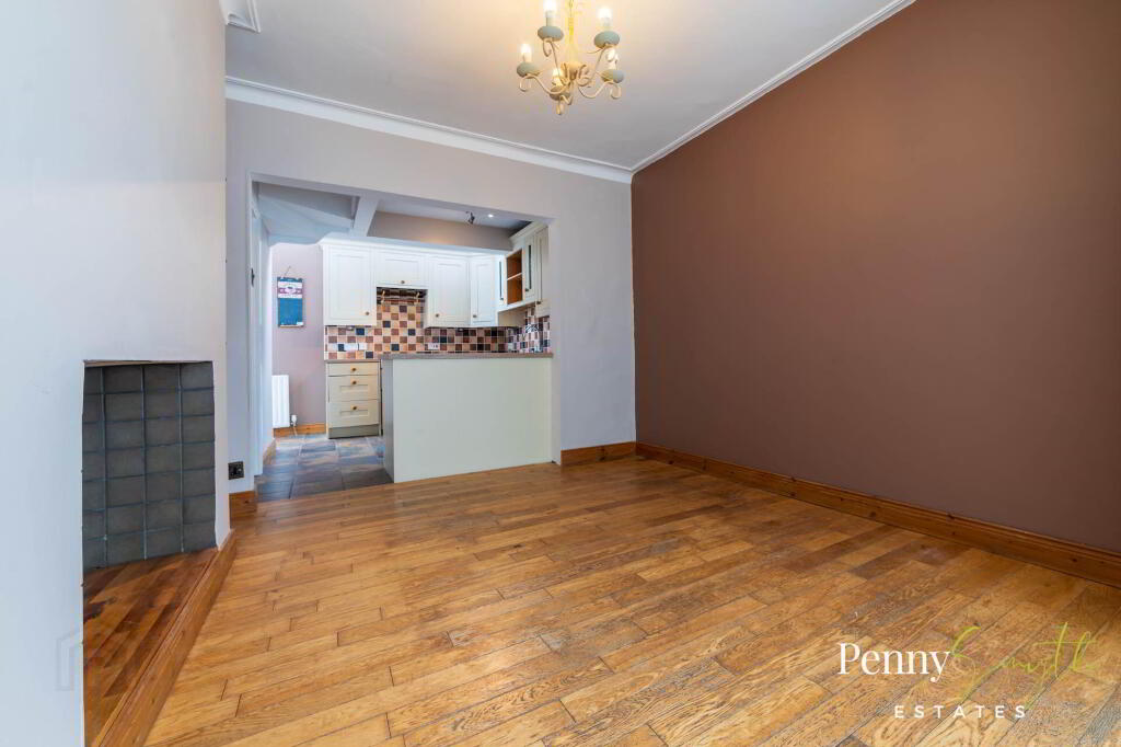 Photo 11 of 21 Lyle Road, Bangor