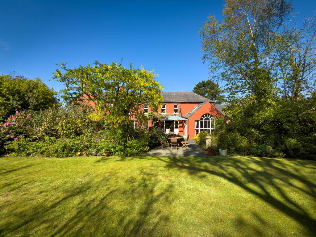 Ringreagh, 8 Craigdarragh Road, Helens Bay, BT19 1UA