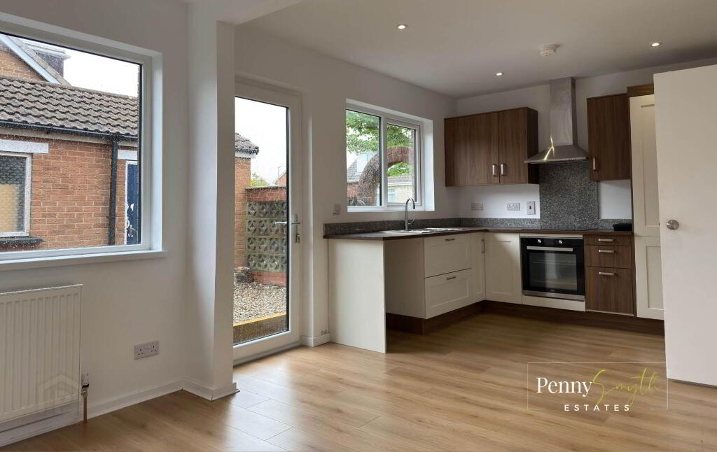 Photo 8 of 7 Kilmaine Avenue, Bangor