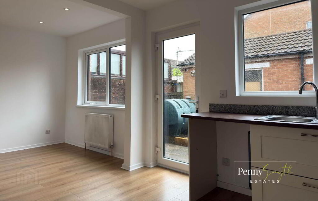 Photo 10 of 7 Kilmaine Avenue, Bangor