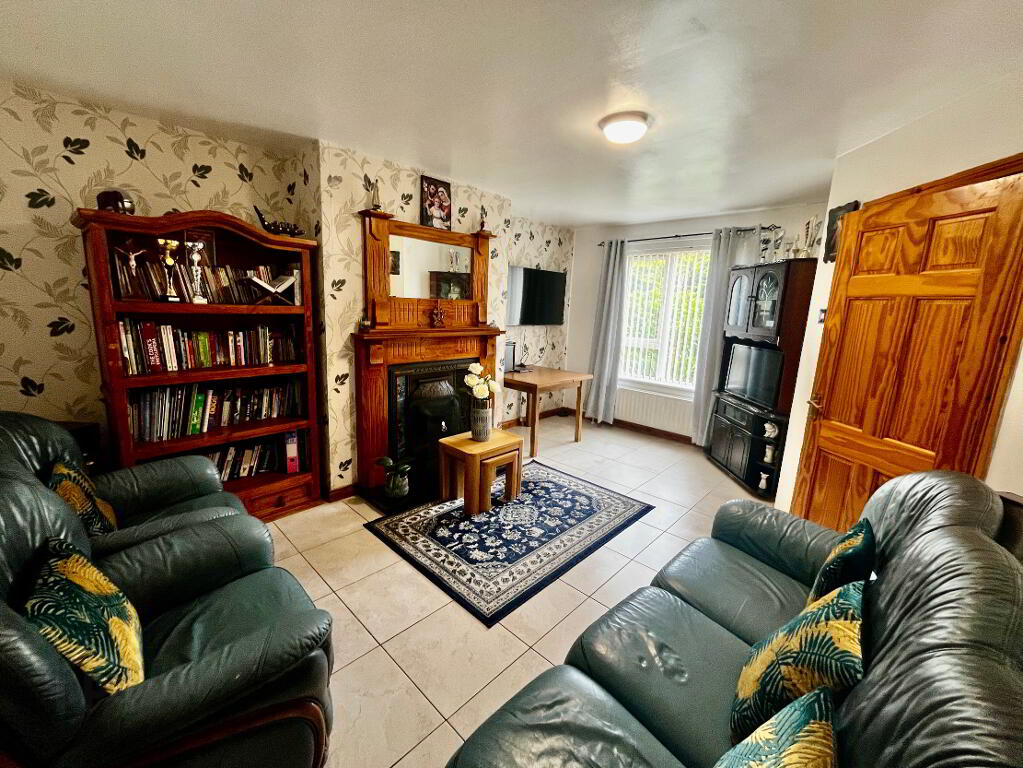 Photo 3 of 82 Shepherds Glen, Waterside, Derry/Londonderry