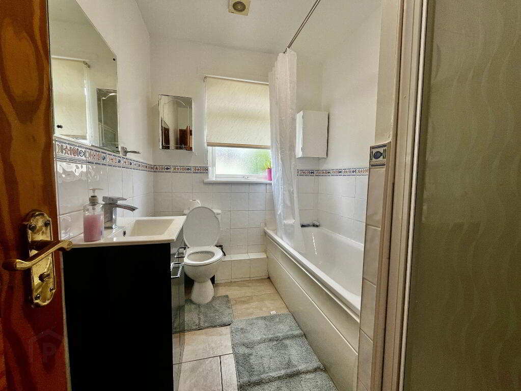 Photo 10 of 82 Shepherds Glen, Waterside, Derry/Londonderry