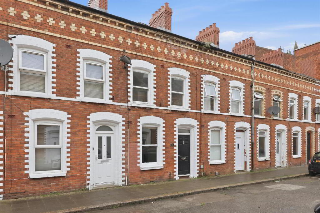 9 Mcmaster Street, Belfast, BT5 4HP