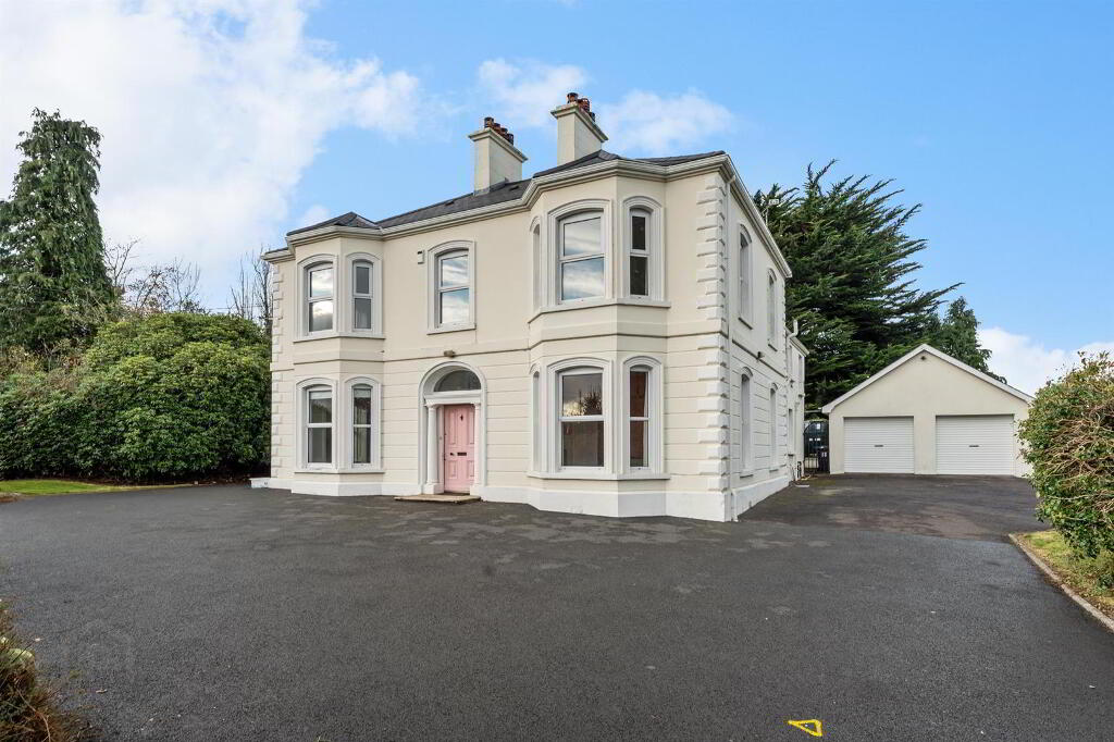 18 Church Road, Ballynahinch, BT24 8LP