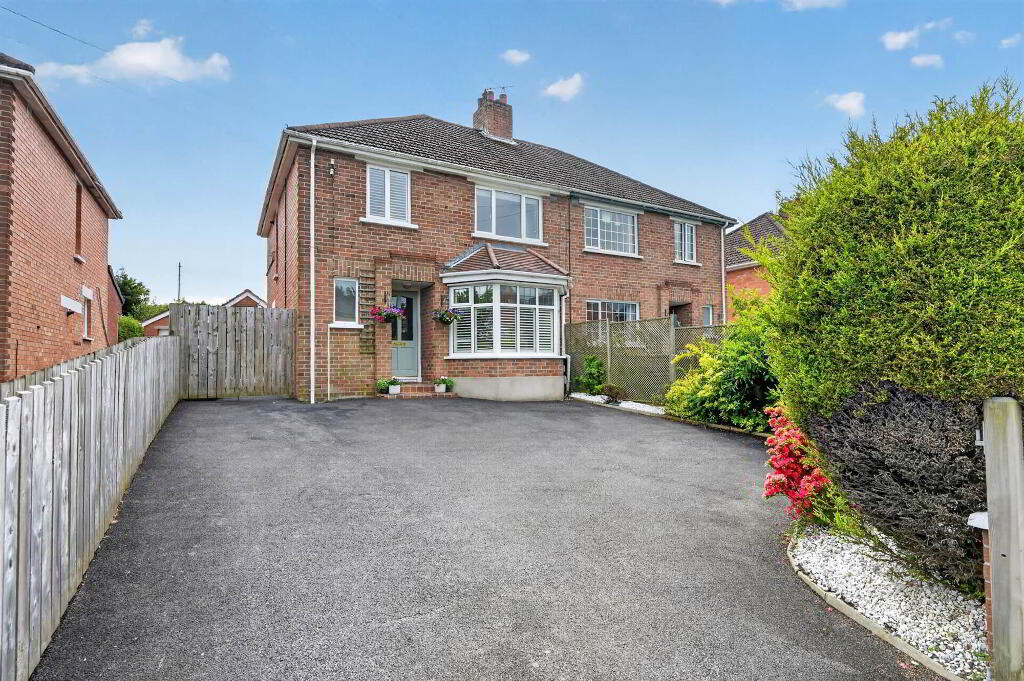 51 Kingsway Park, Gilnahirk, Belfast, BT5 7EW