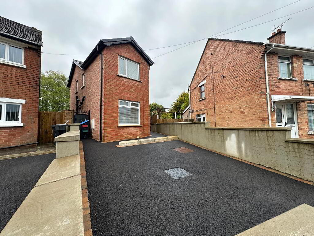 Photo 1 of 29a Harmin Crescent, Glengormley