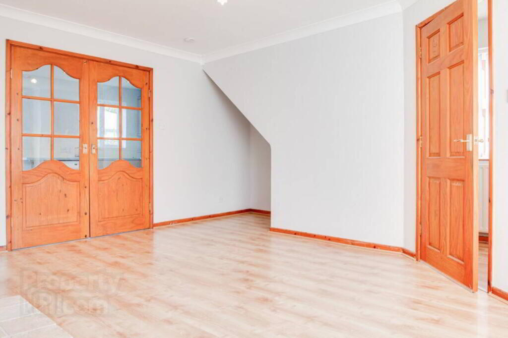 Photo 6 of 36 Meadowvale Crescent, Bangor