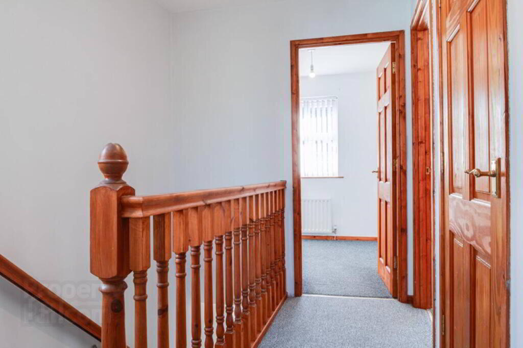 Photo 15 of 36 Meadowvale Crescent, Bangor
