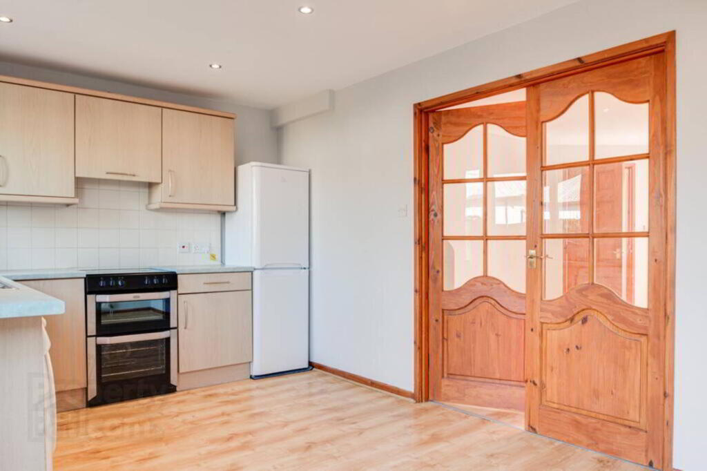 Photo 13 of 36 Meadowvale Crescent, Bangor