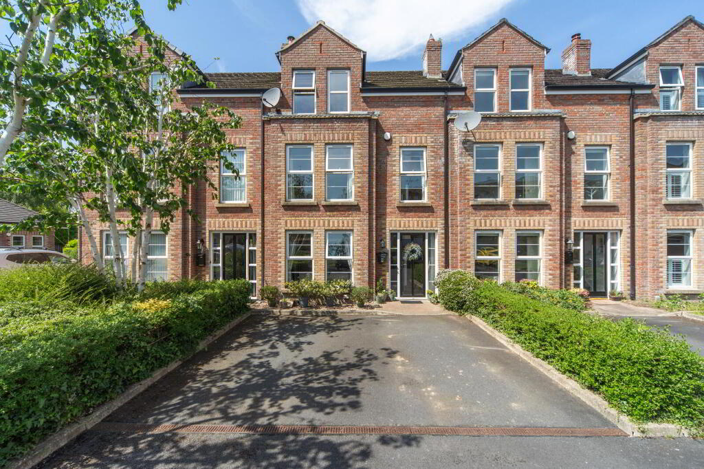 33 Strathearn Lane, Belfast, BT4 2BT