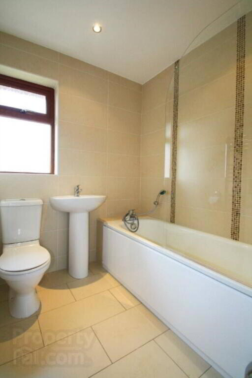 Photo 8 of 73 Stonebridge Gardens, Newtownards
