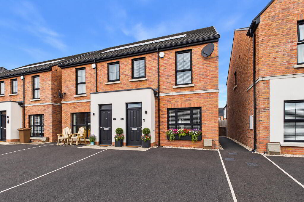 16 Carleton Bridge Way, Newtownards, BT23 4EL