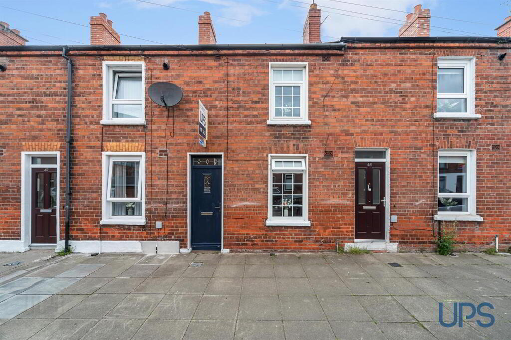 45 Hamill Street, Falls Road, Belfast, BT12 4AA