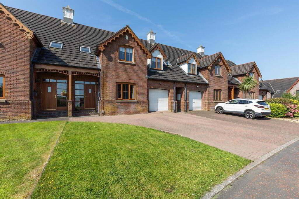 11 Croft Hill Cottages, Cairnshill Road, Belfast, BT8 6BA
