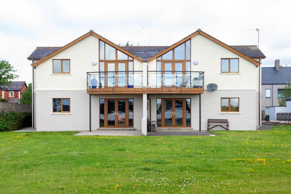 1 Moneycarragh, Main Street, Dundrum, BT33 0LU