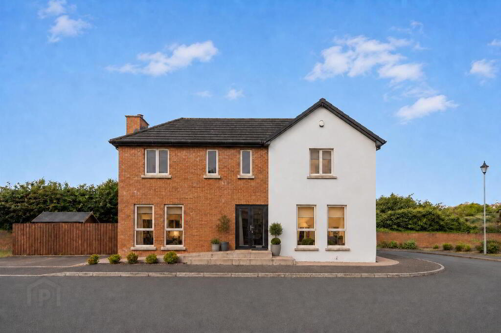 80 Lakeview Manor, Newtownards, BT23 4US