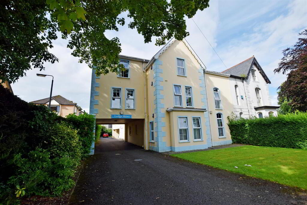 6 Lodge Mews, Lodge Road, Coleraine, BT52 1NA