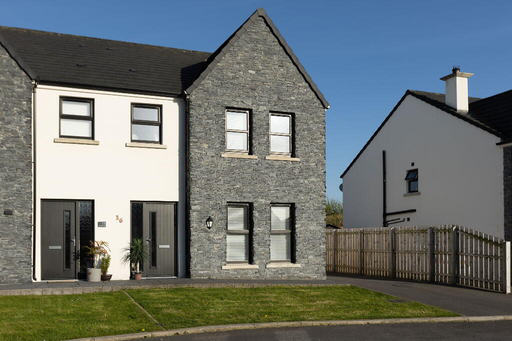 Photo 21 of 16 Riverview Manor, Castlederg