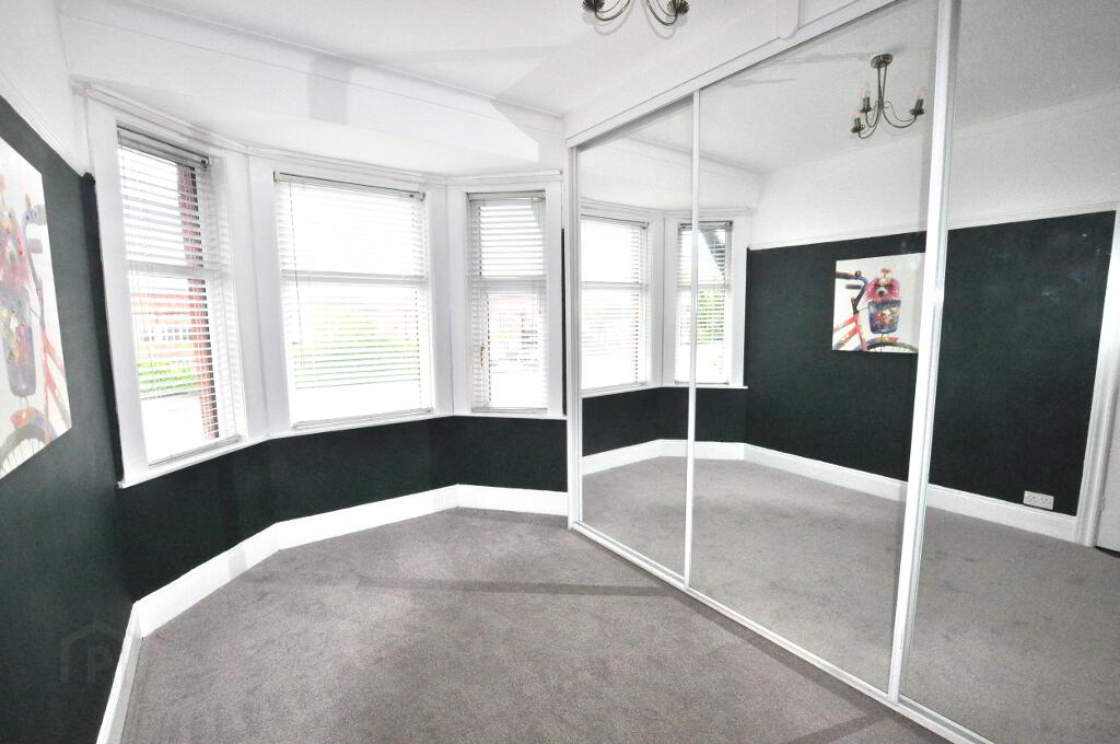 Photo 17 of 426 Castlereagh Road, Belfast