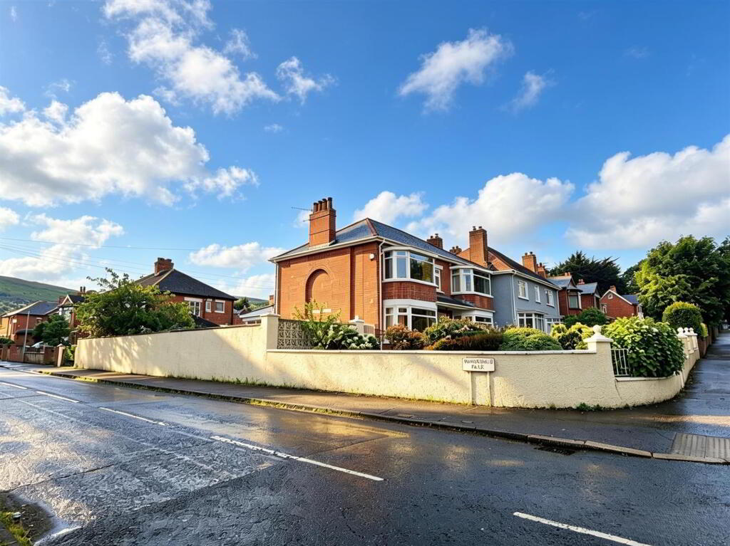 556 Crumlin Road, Belfast, BT14 7GL