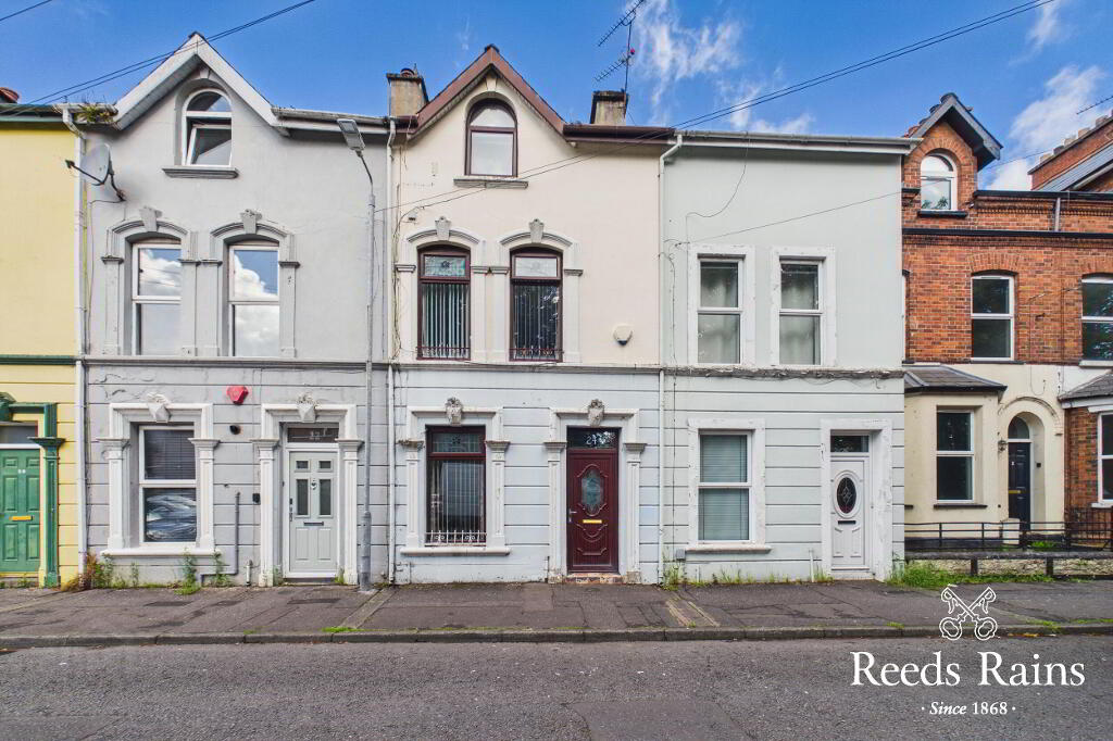 24 Castleton Gardens, Belfast, BT15 3BY
