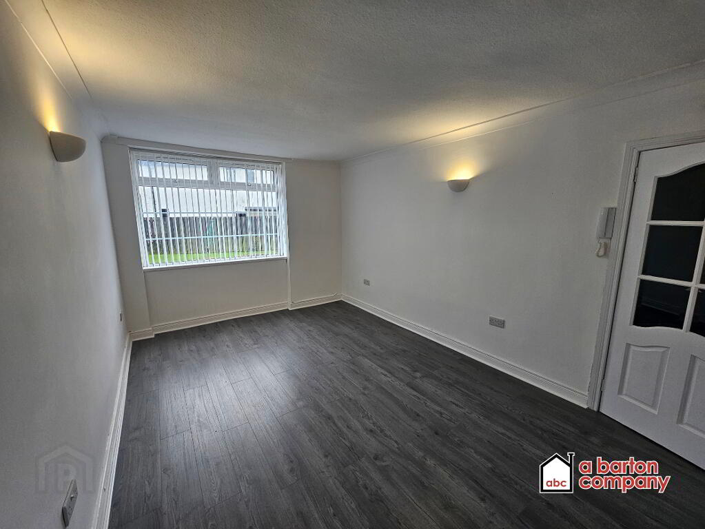 Photo 5 of 370 Merville Garden Village, Valley, Newtownabbey