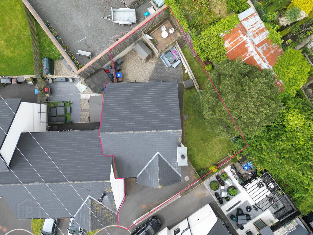 Photo 3 of 5 Dundrinne Close, Castlewellan