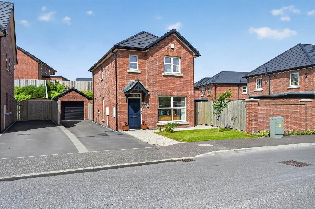 46 Helens Wood Lane, Bangor, BT19 1GE