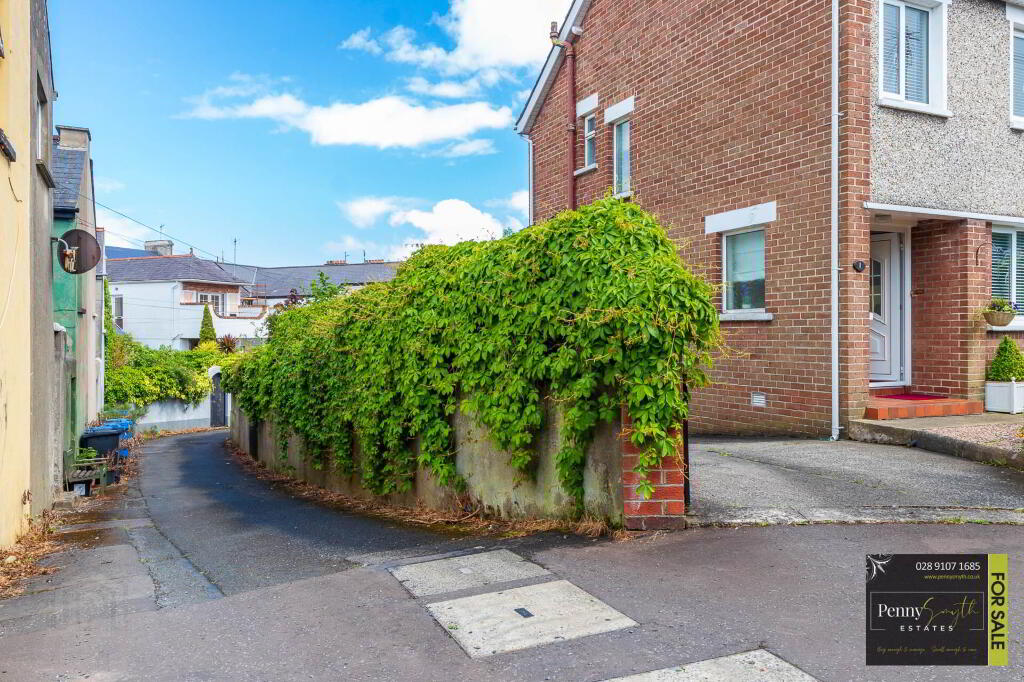 Photo 32 of 1 Manse Road, Bangor