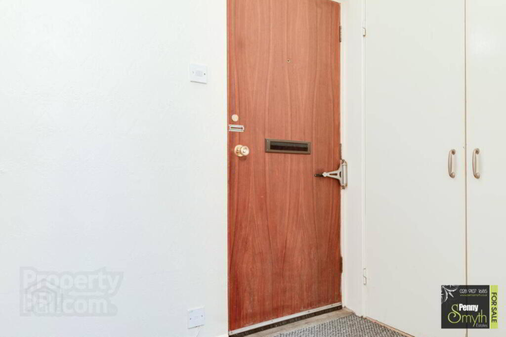 Photo 4 of 2 Donard Court, Bangor