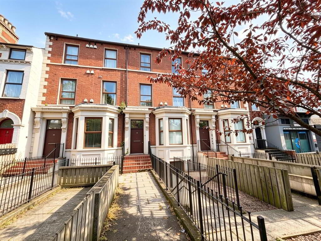 Apt 3, 373 Antrim Road, Belfast, BT15 3BG
