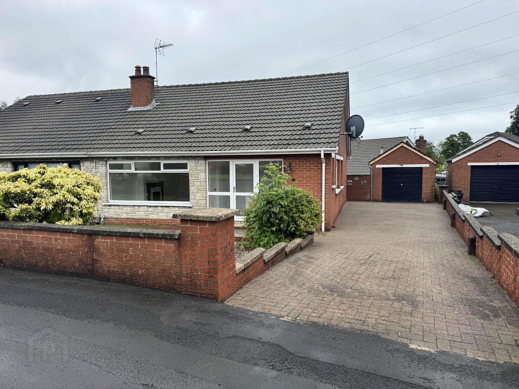 17 Prospect Gardens, Carrickfergus, BT38 8QX