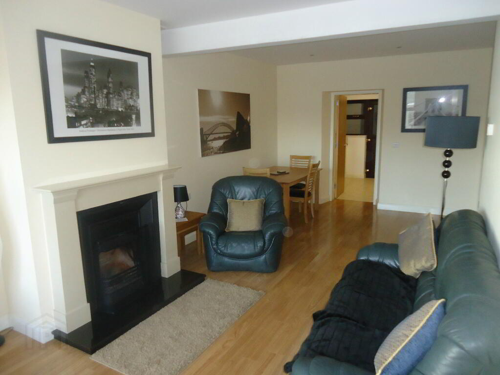 Photo 1 of 25 Henry Street, Enniskillen