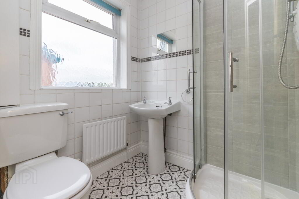 Photo 21 of 428 Castlereagh Road, Belfast