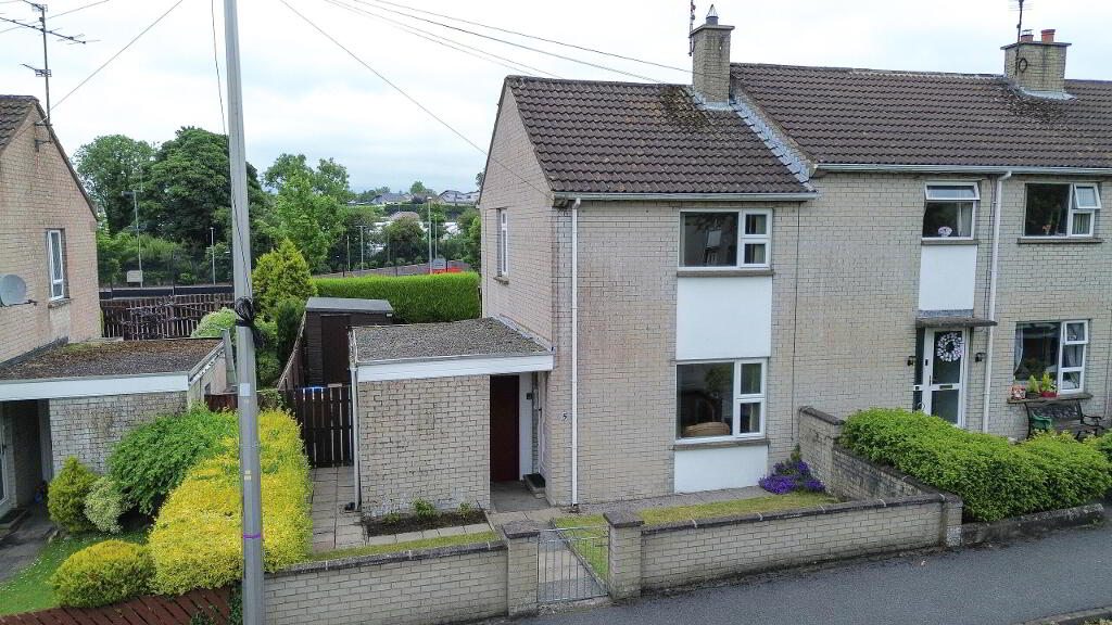 5 Gardenville Avenue, Omagh, BT79 7DB