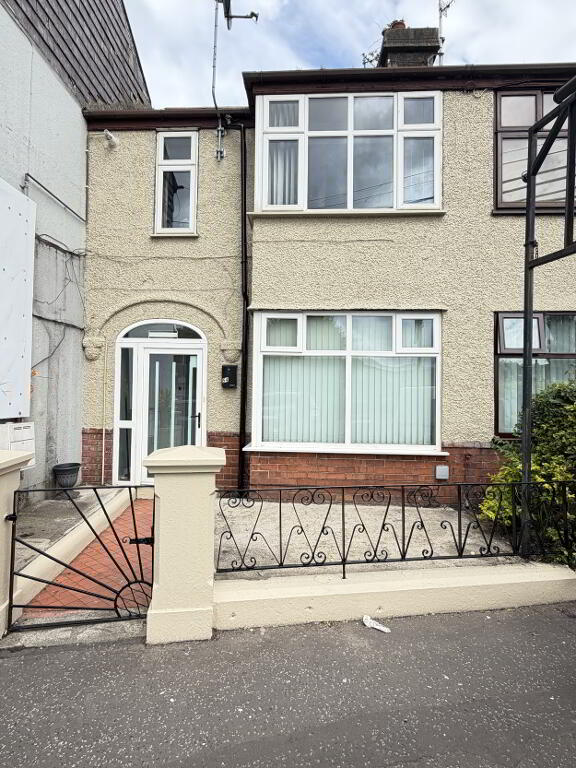 54 Kilmorey Street, Newry, BT34 2DE