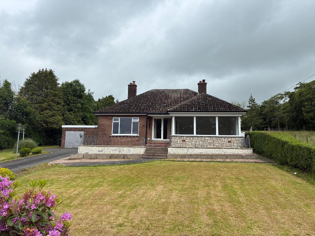 194 Moorfields Road, Ballymena, BT42 3EF