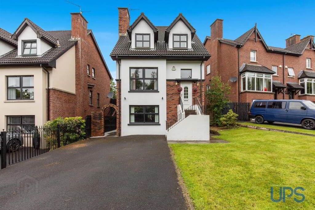 149 Lagmore Glen, Stewartstown Road, Dunmurry, Belfast, BT17 0WL